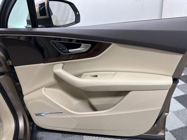 Used 2019 Audi Q7 3.0T Premium Plus image 34