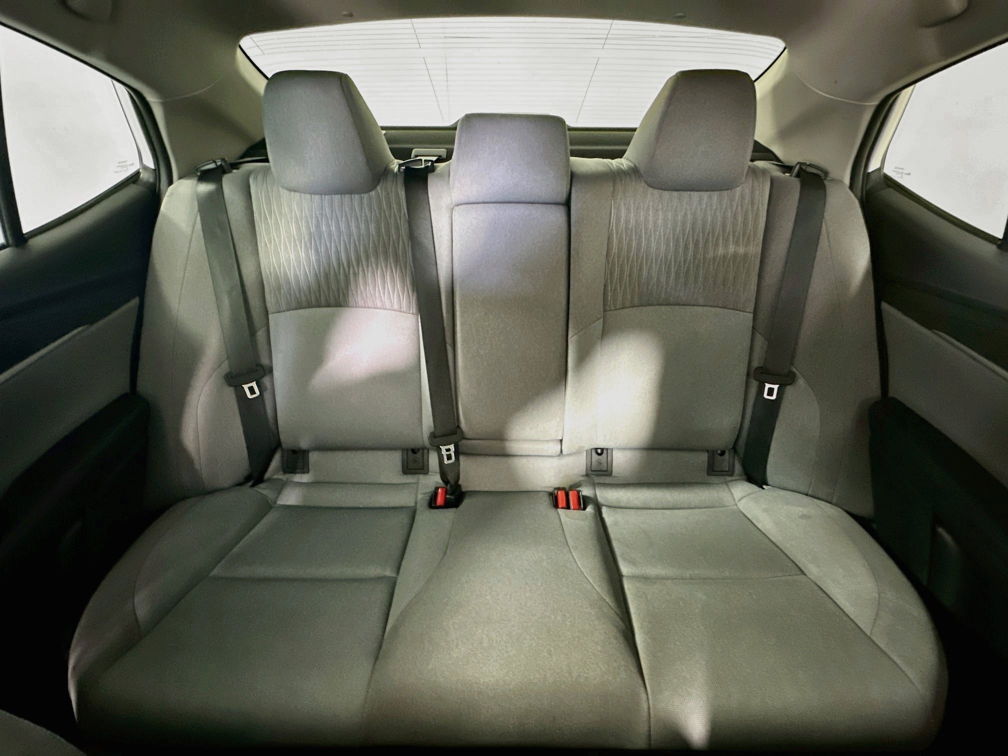 Used 2025 Toyota Camry LE FWD image 30
