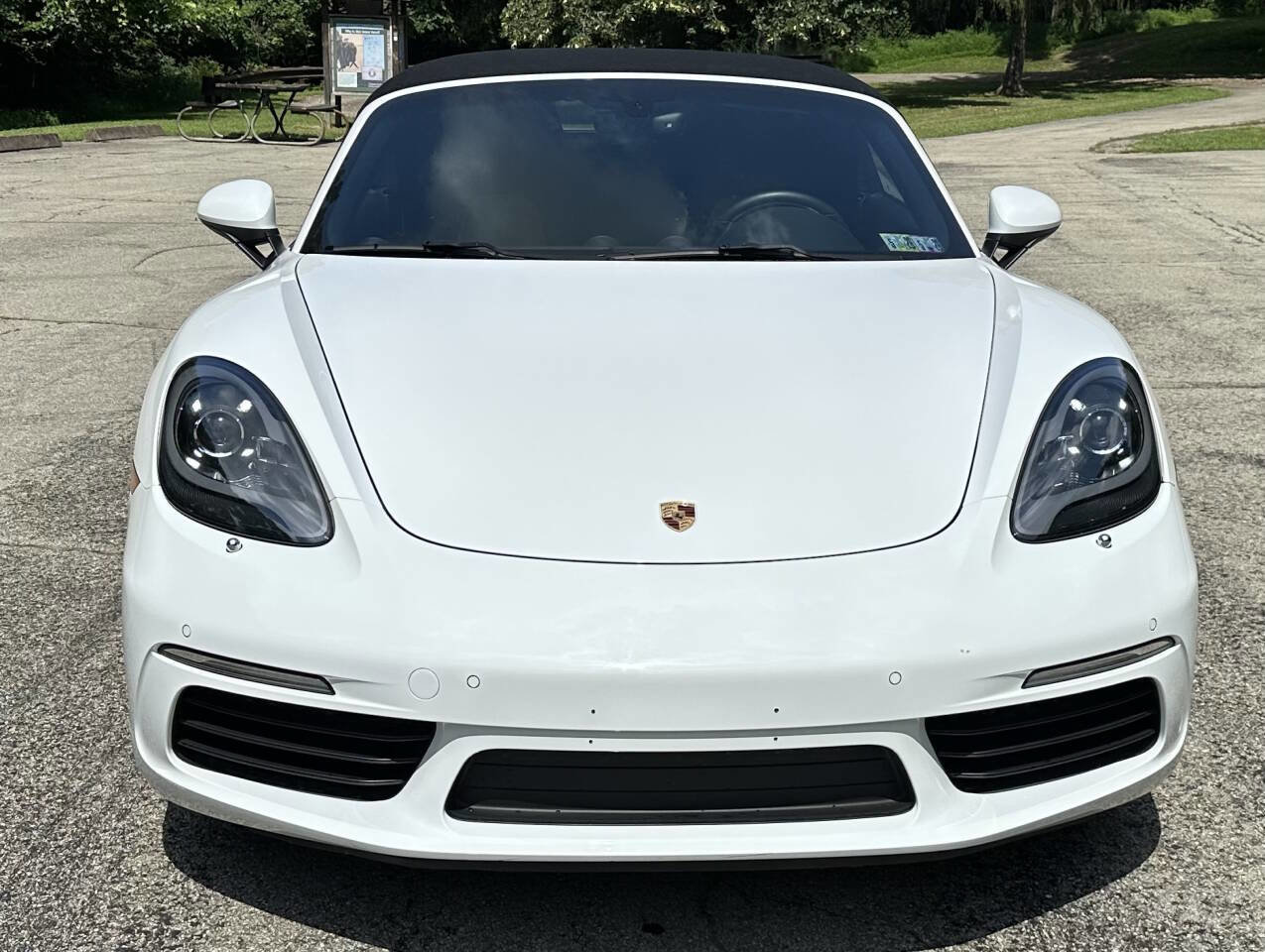 Used 2018 Porsche 718 Boxster image 2
