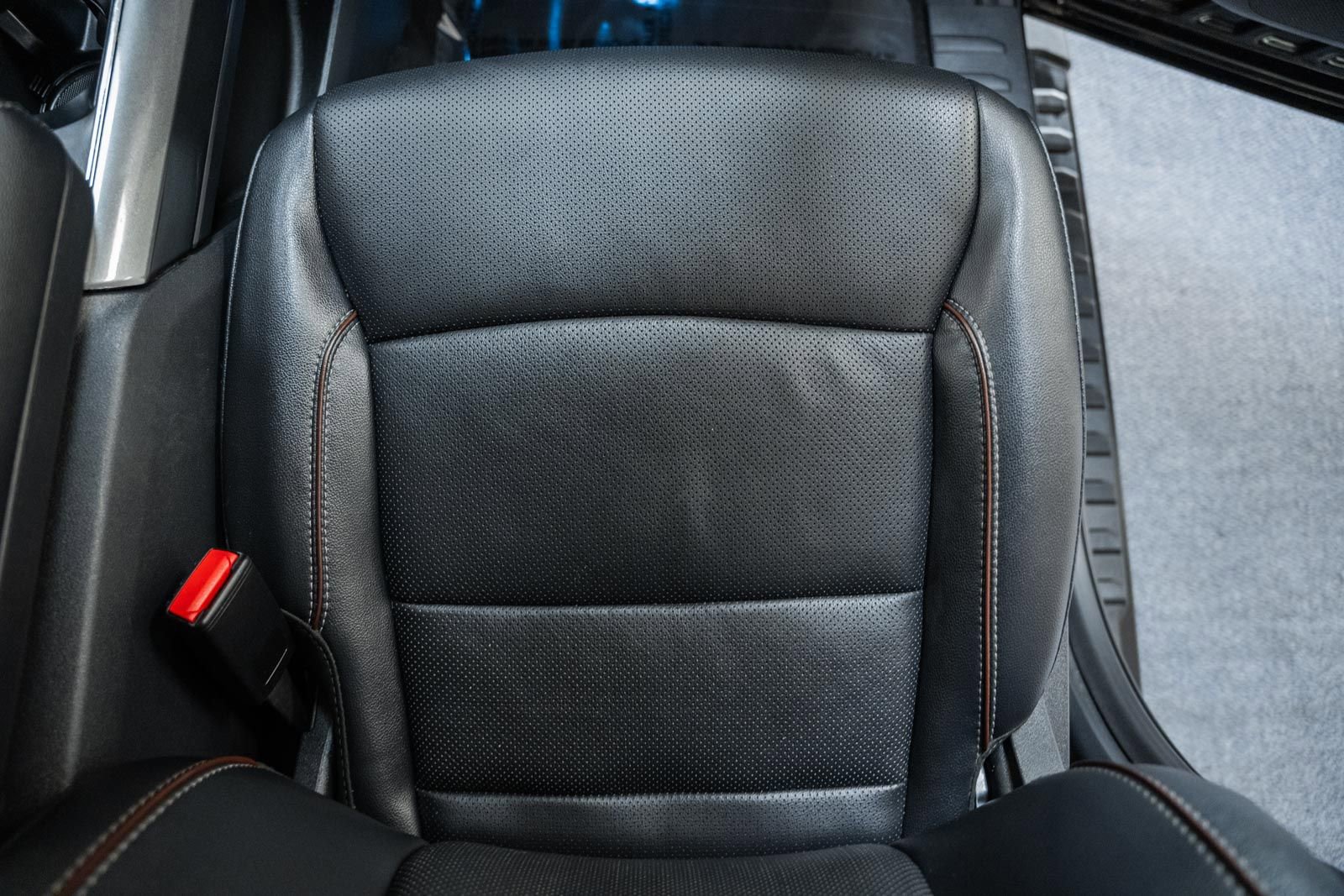 Certified 2023 Ford F150 Lariat w/ Equipment Group 502A High image 39