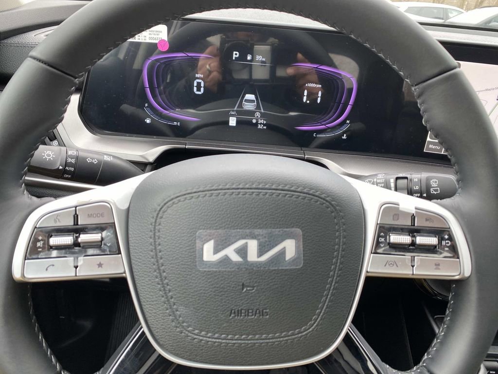 New 2025 Kia Telluride S image 15