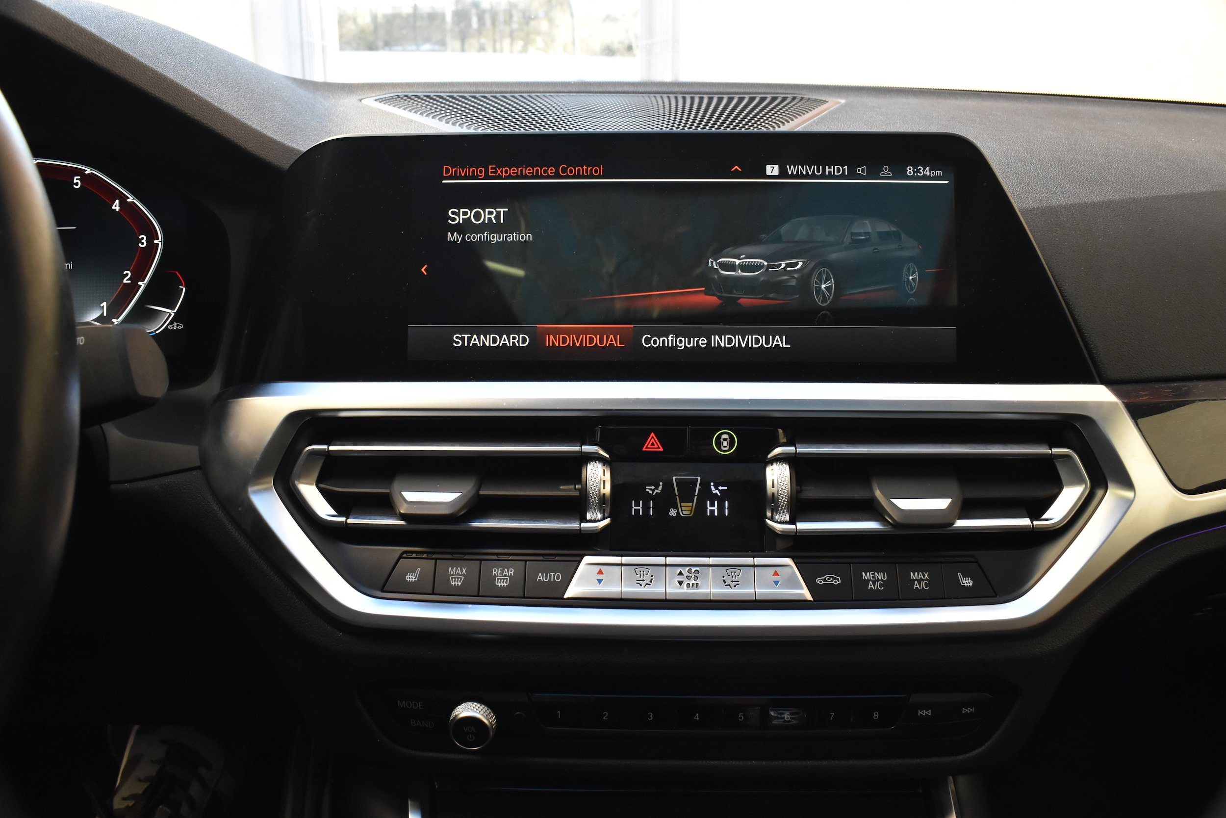 Used 2022 BMW 330i Sedan w/ M Sport Package image 35