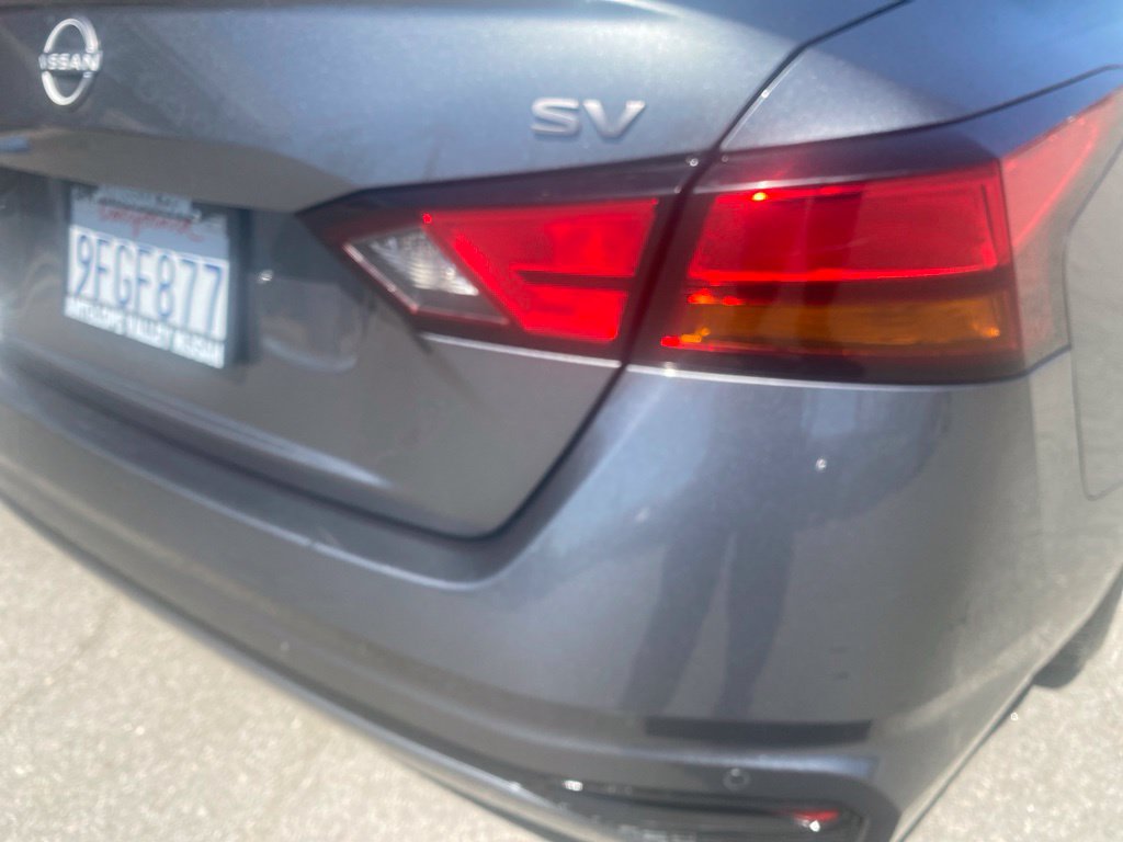 Certified 2023 Nissan Altima 2.5 SV FWD image 12