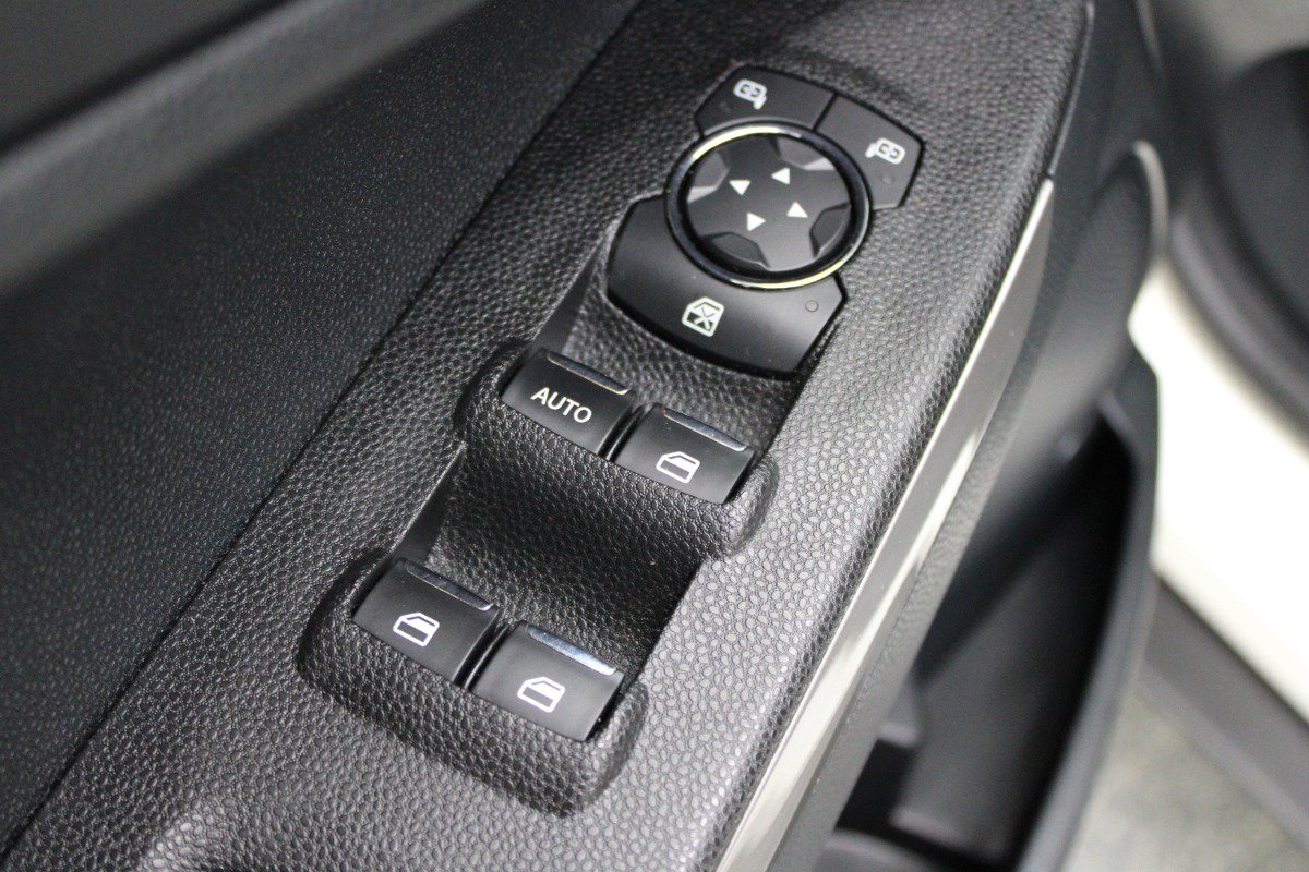 Used 2021 Ford EcoSport Titanium FWD image 18