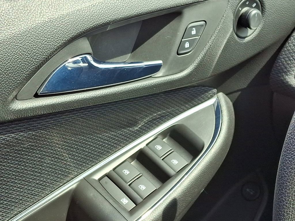 Used 2017 Chevrolet Cruze LT w/ Convenience Package image 25