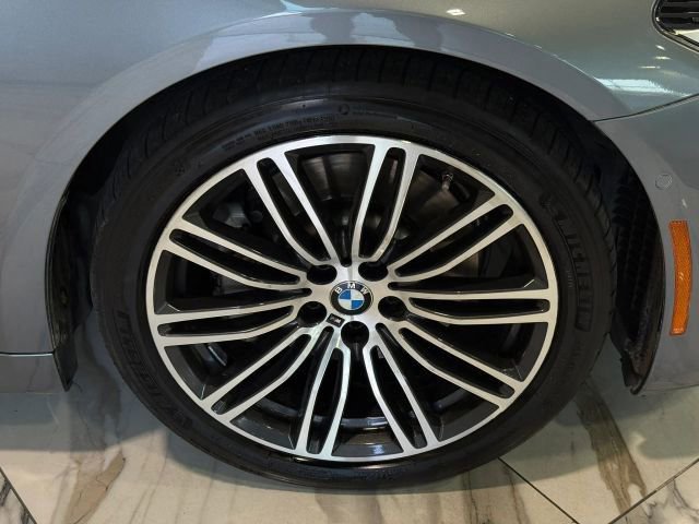 Used 2018 BMW 540i w/ M Sport Package RWD image 32