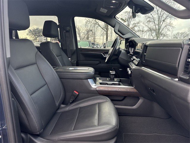 Used 2022 GMC Sierra 1500 SLT w/ SLT Convenience Package image 32