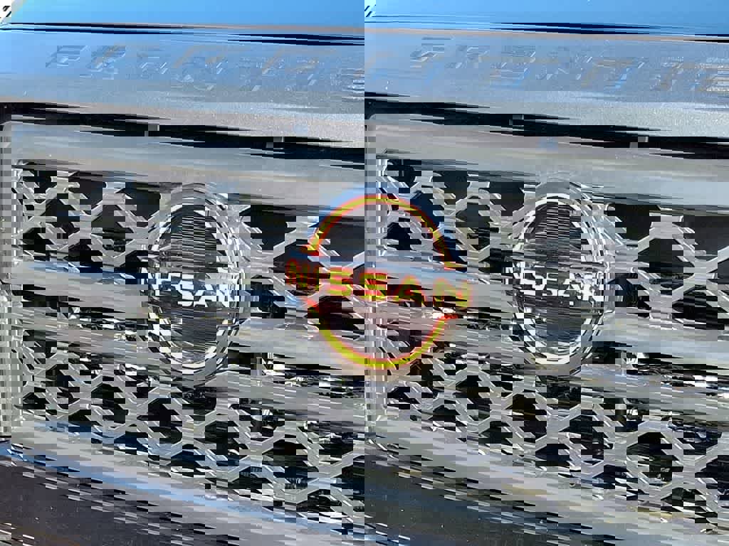 Used 2024 Nissan Frontier PRO-4X image 31