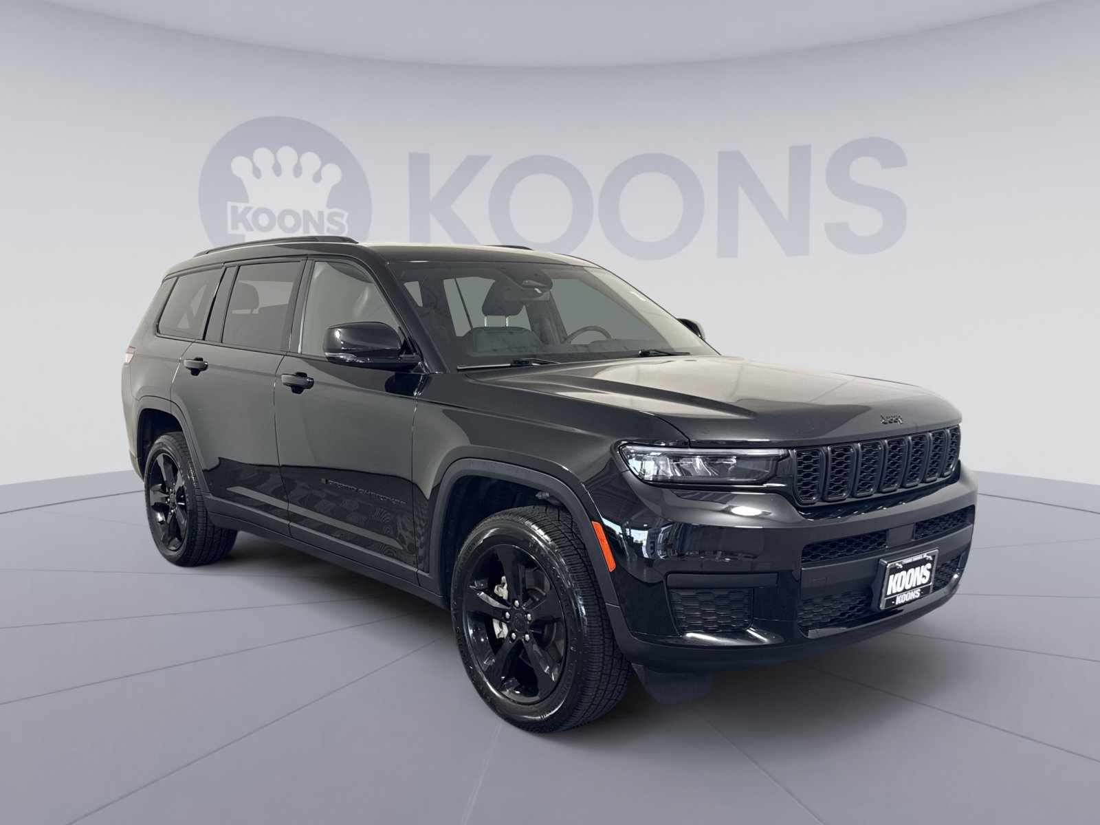 Used 2023 Jeep Grand Cherokee L Laredo image 10