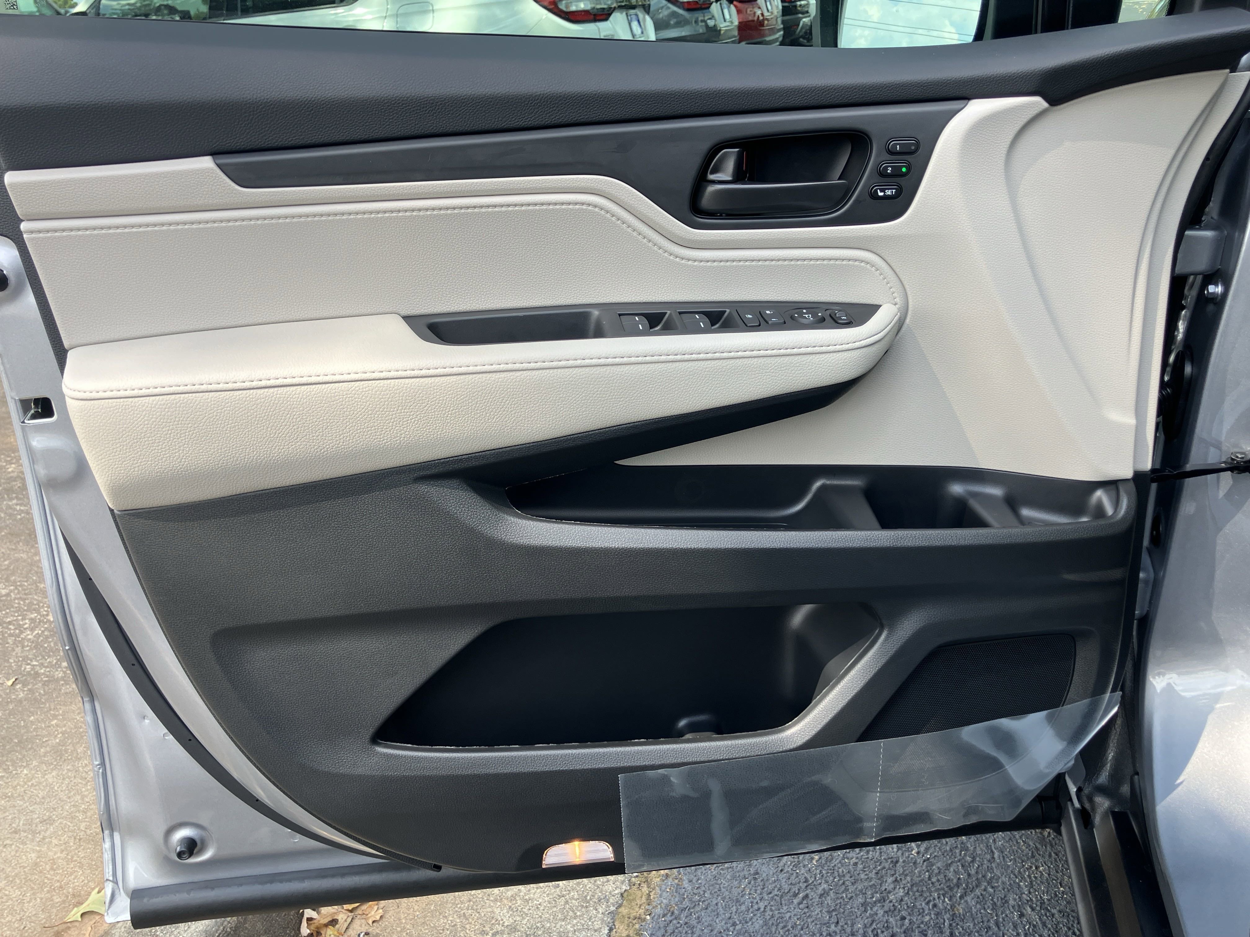 New 2026 Honda Odyssey EX-L image 13