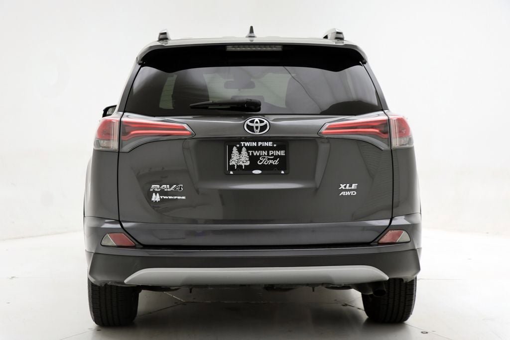 Used 2017 Toyota RAV4 XLE AWD/4WD image 7