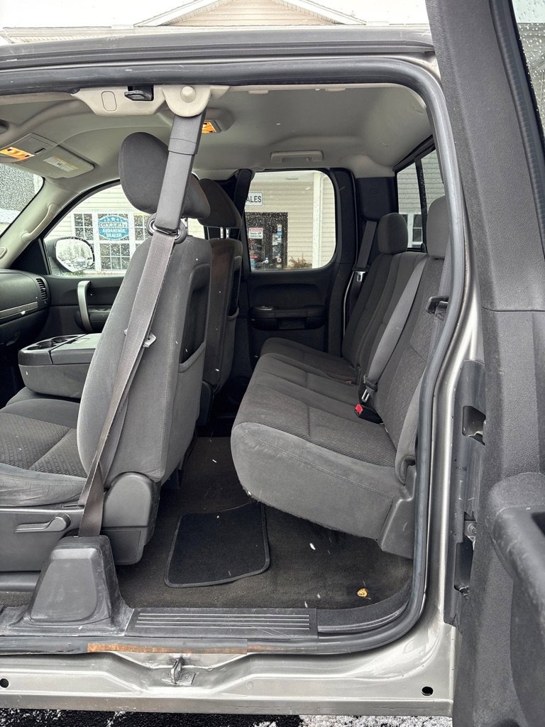 Used 2008 Chevrolet Silverado 1500 LT w/ Power Pack Plus image 10