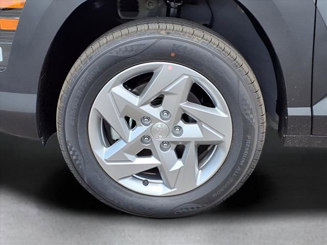 New 2026 Hyundai Kona SE image 12