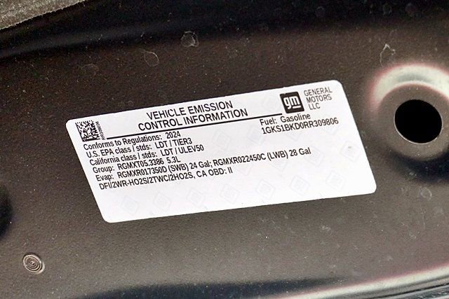 Used 2024 GMC Yukon SLT RWD image 35