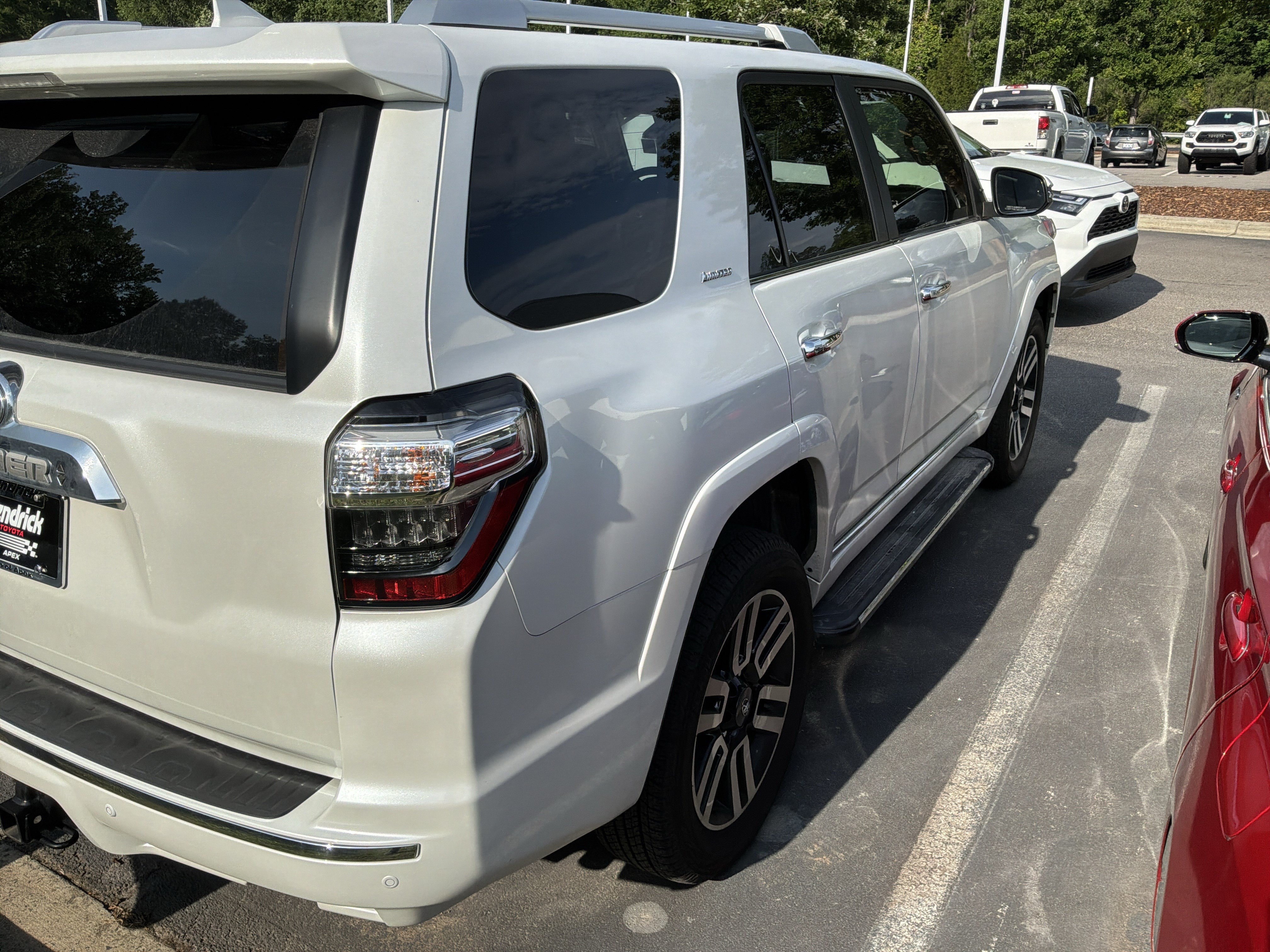 Used 2024 Toyota 4Runner Limited AWD/4WD image 8