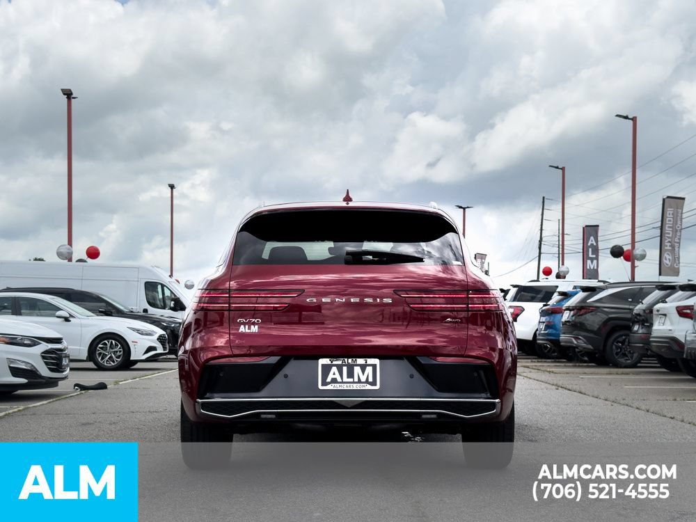 Used 2026 Genesis GV70 2.5T Advanced AWD/4WD image 5