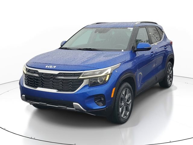 Certified 2024 Kia Seltos S image 2