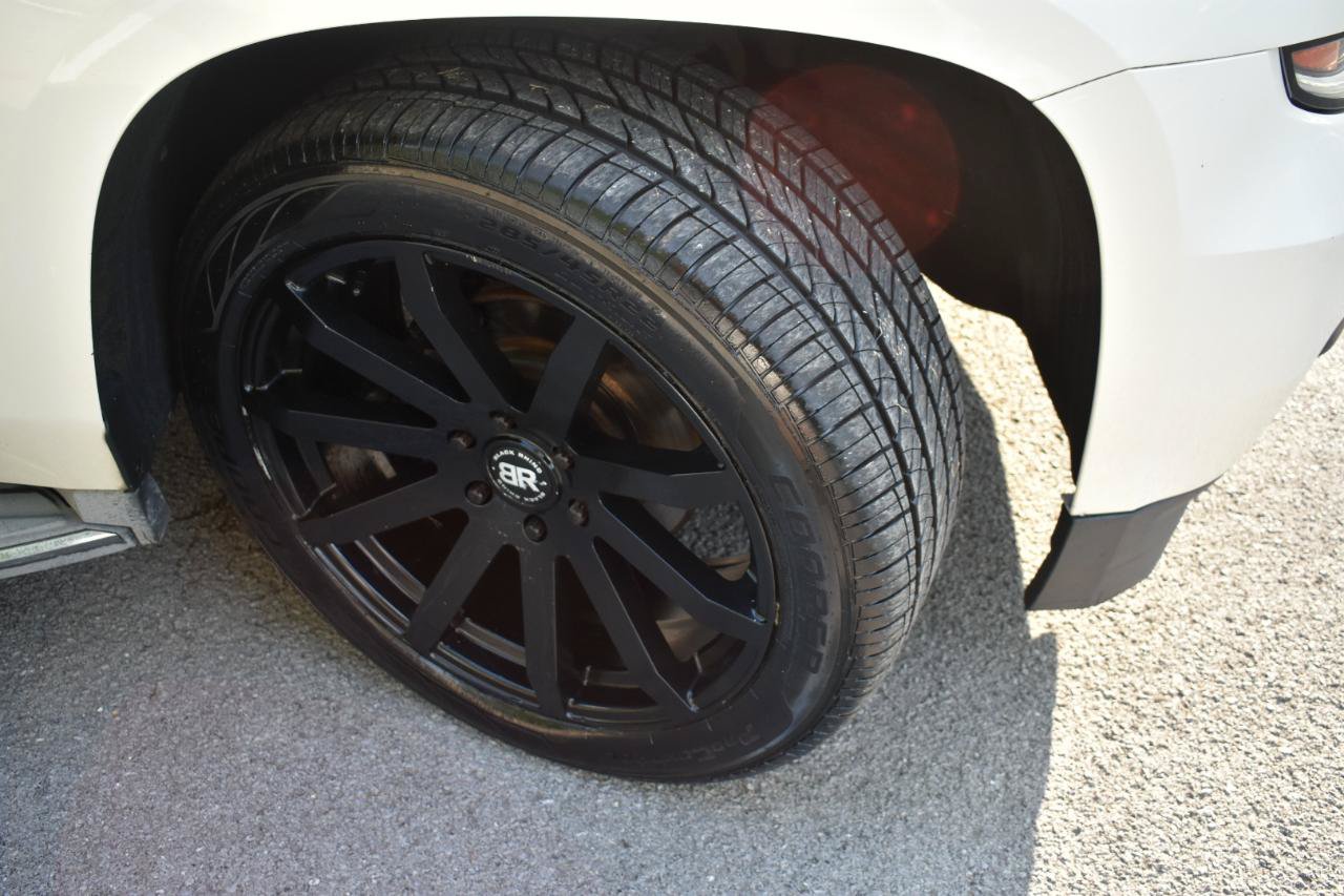 Used 2015 Chevrolet Tahoe LTZ RWD image 37