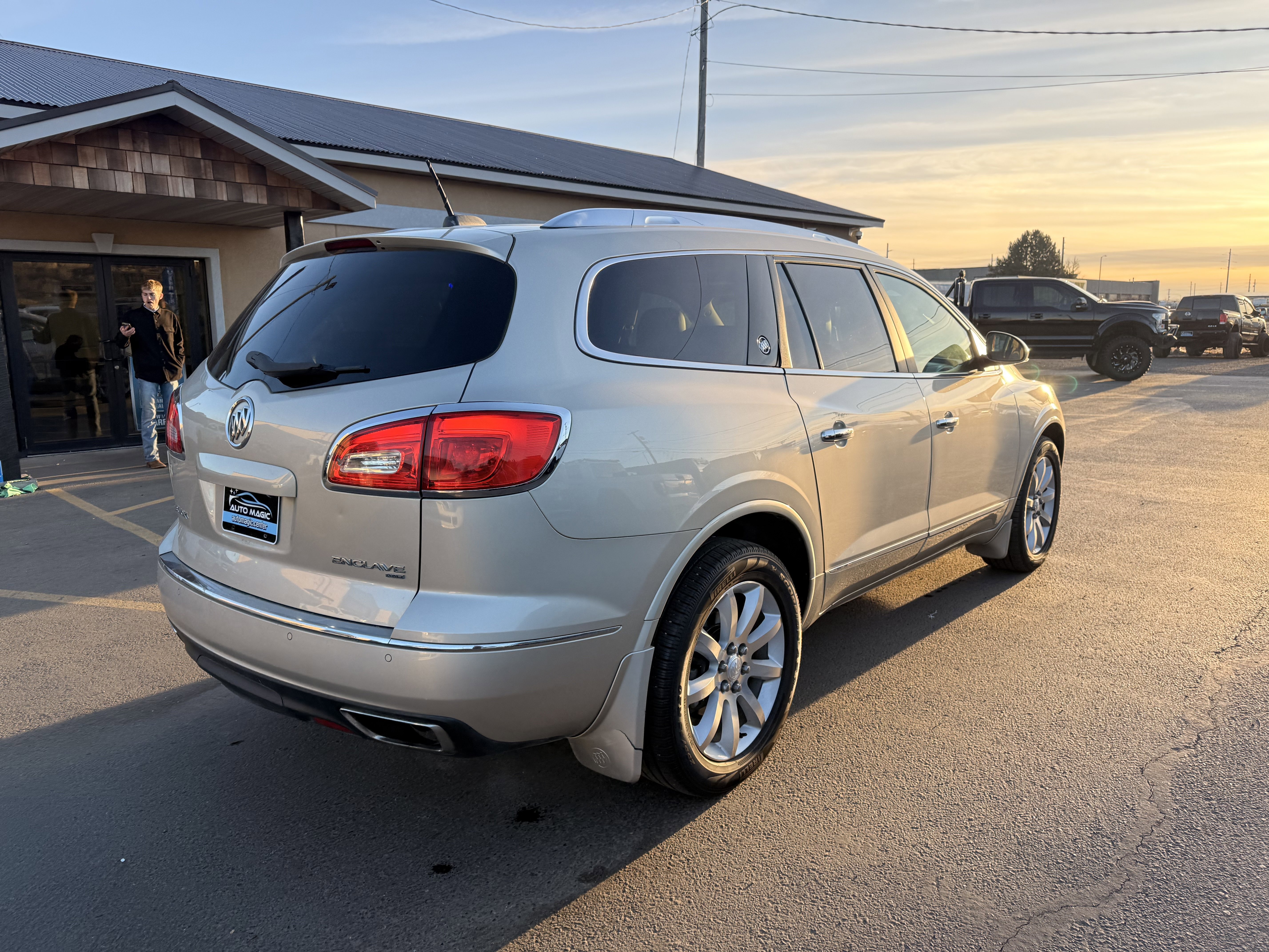 Used 2016 Buick Enclave Premium w/ Experience Buick Package image 3