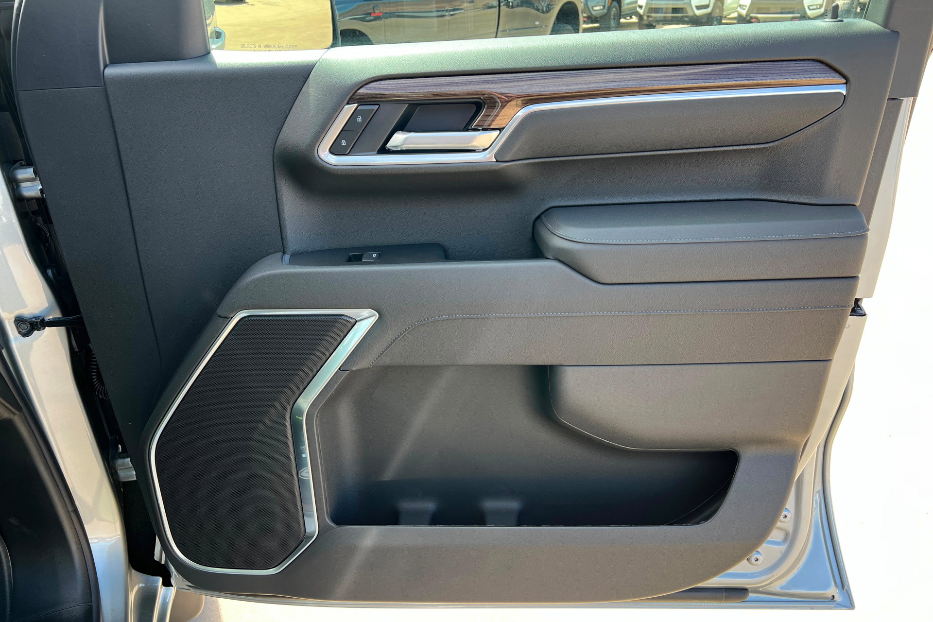 New 2026 Chevrolet Silverado 1500 RST w/ Z71 Off-Road Package AWD/4WD image 23