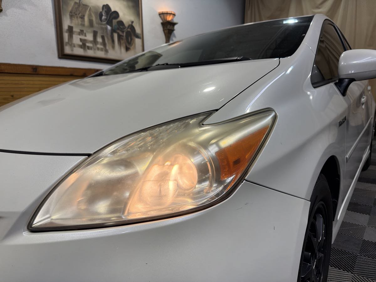 Used 2012 Toyota Prius Two FWD image 6