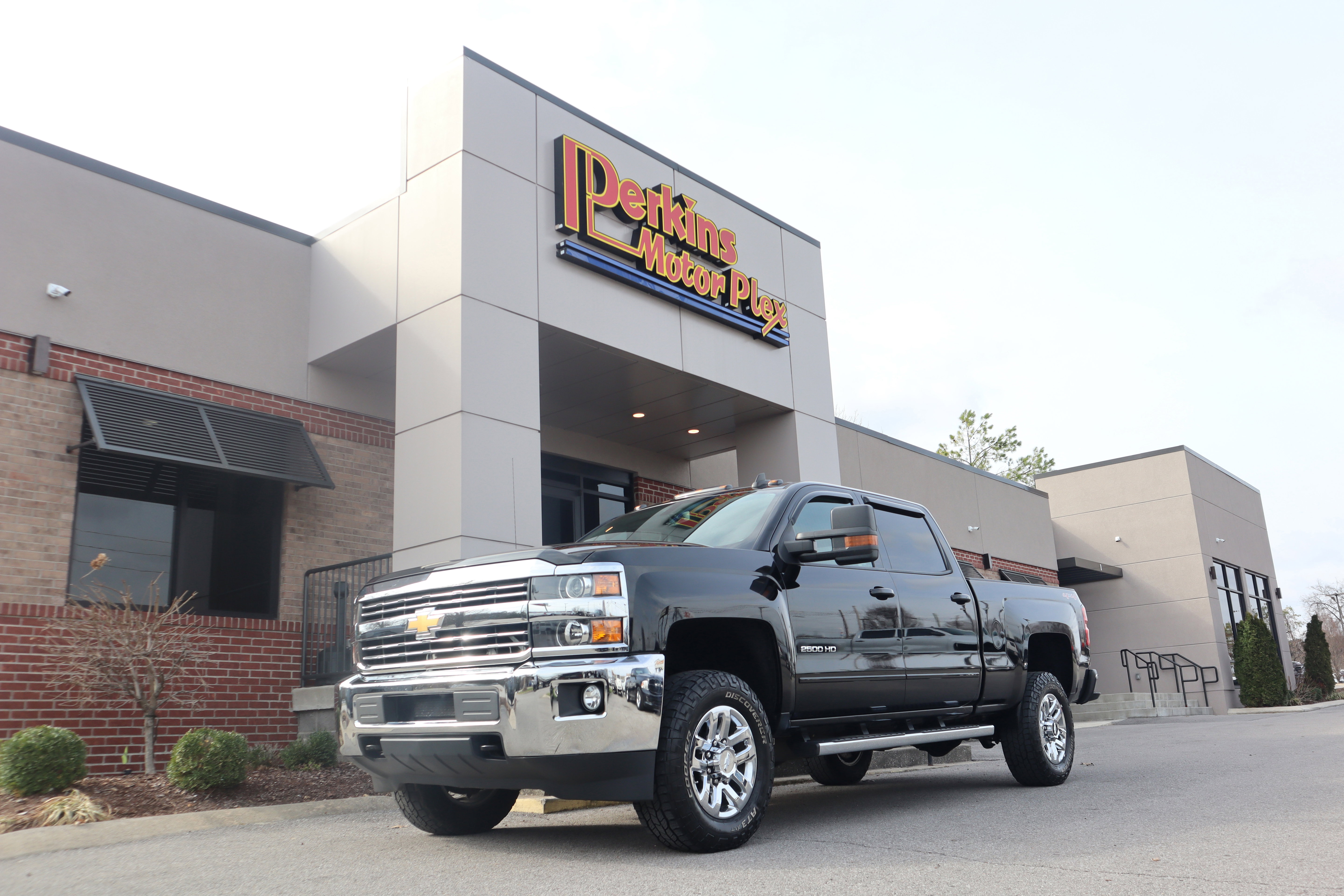 Used 2016 Chevrolet Silverado 2500 LT w/ LT Convenience Package image 31