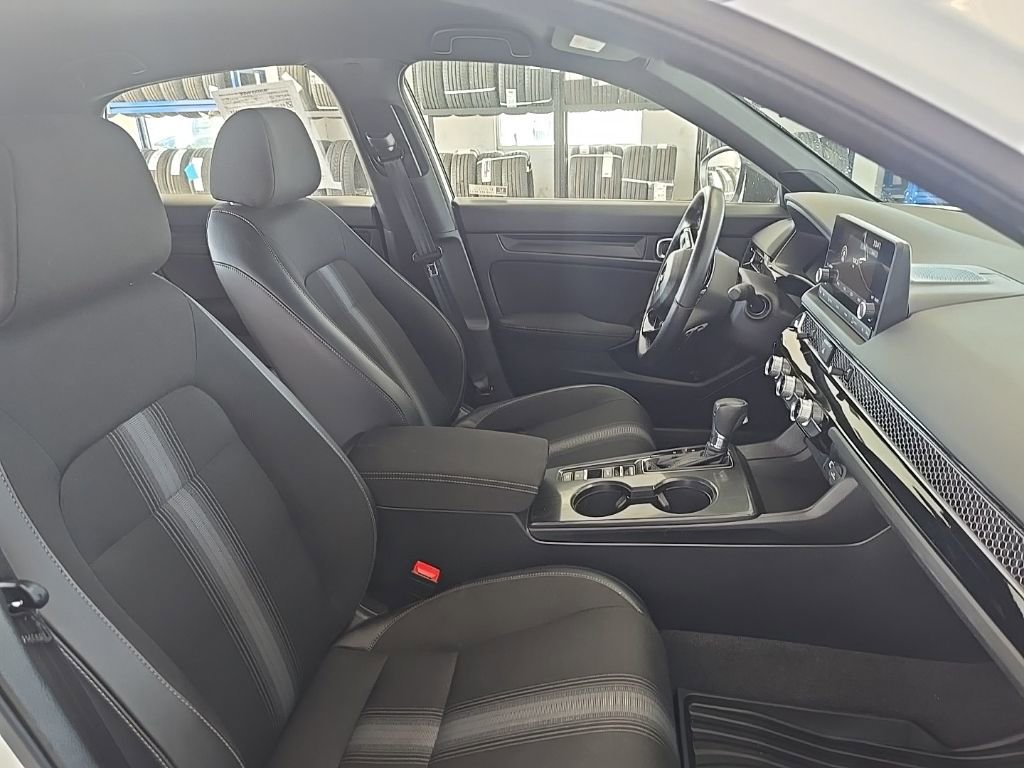 Used 2024 Honda Civic Sport image 18