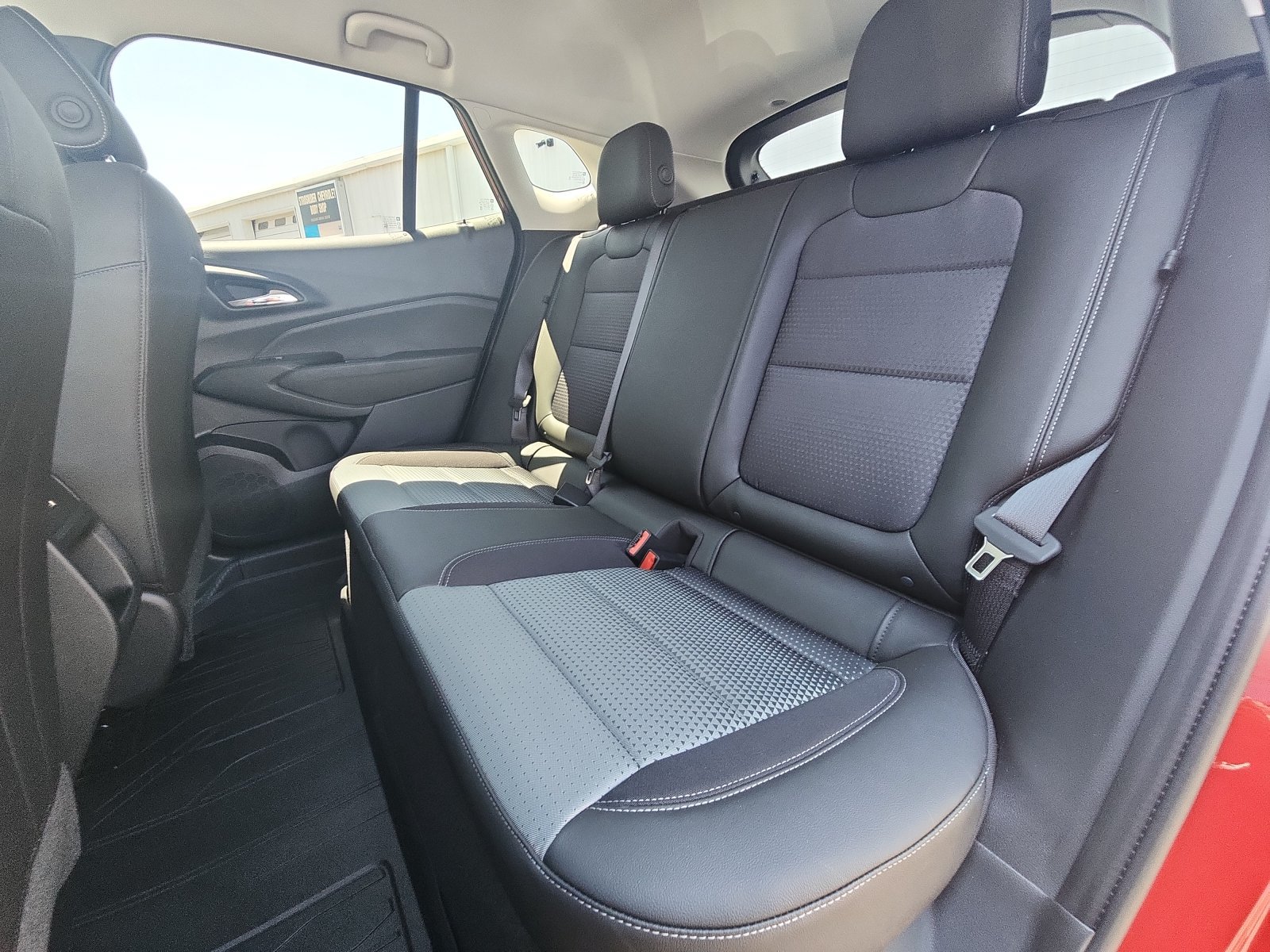 New 2026 Chevrolet Trax LT w/ Driver Confidence Package FWD image 22