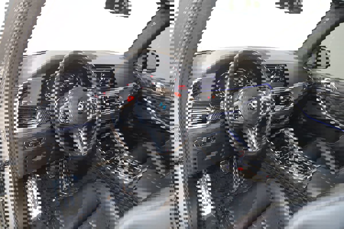 Used 2021 BMW X5 M w/ Competition Package image 35