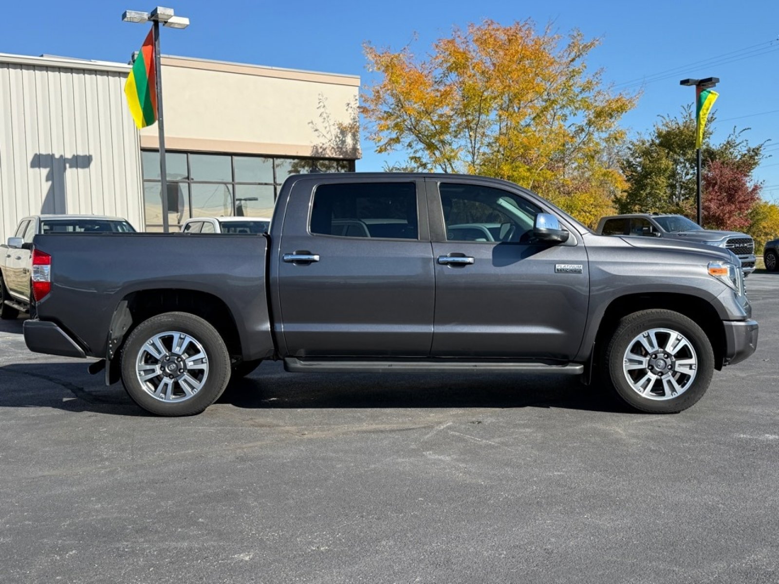 Used 2021 Toyota Tundra Platinum image 9