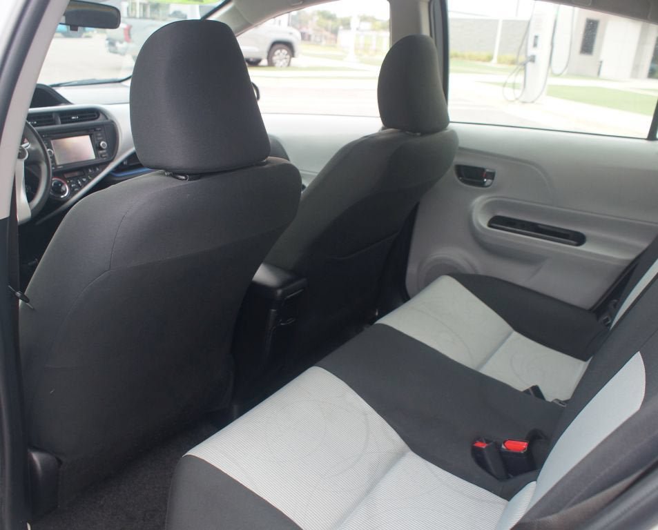 Used 2012 Toyota Prius C Three FWD image 10