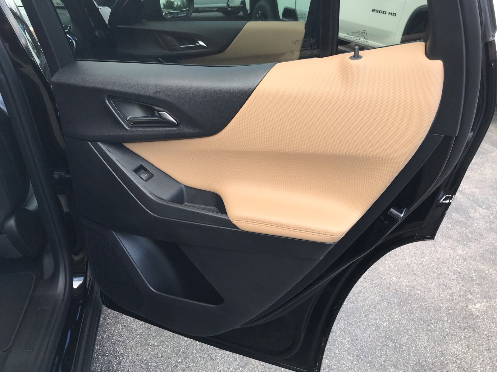 New 2026 Chevrolet Equinox ACTIV w/ Convenience Package III image 24