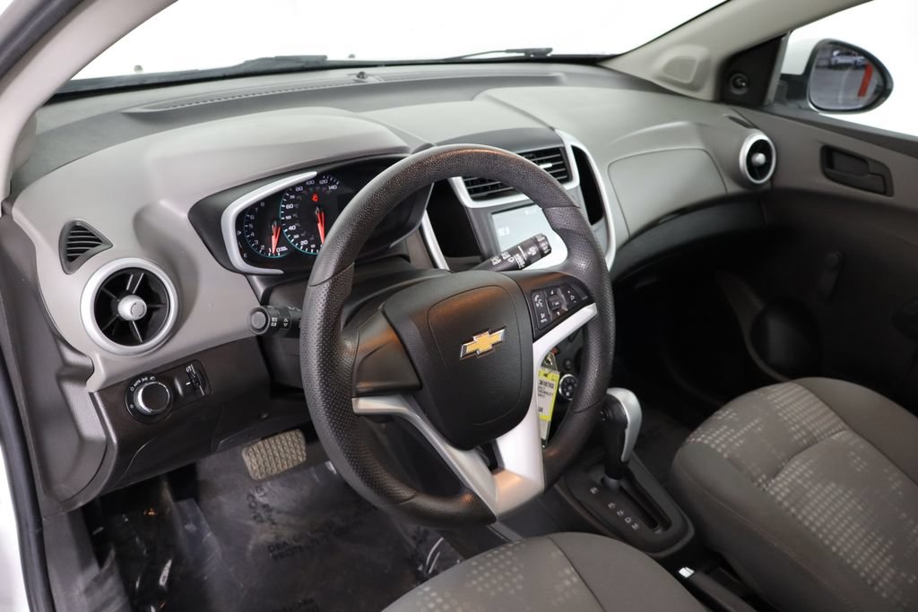 Used 2017 Chevrolet Sonic LT FWD image 23
