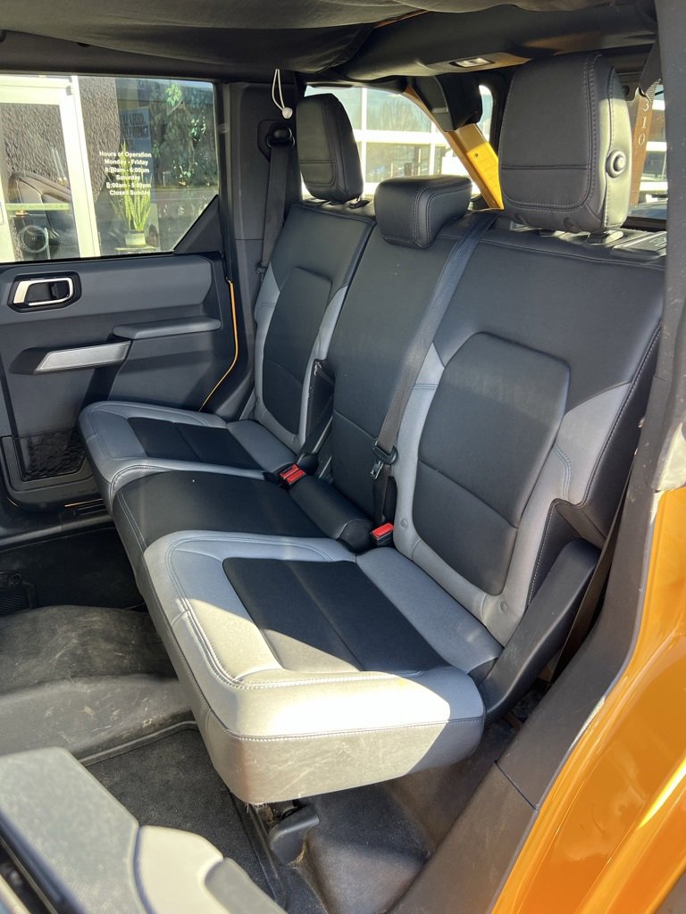 Used 2022 Ford Bronco Black Diamond image 17