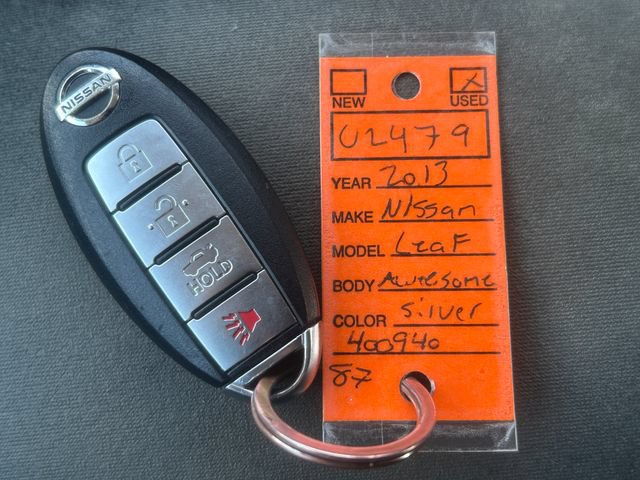 Used 2013 Nissan Leaf S FWD image 33