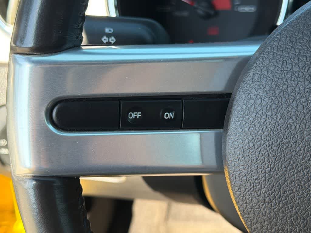 Used 2006 Ford Mustang GT RWD image 19