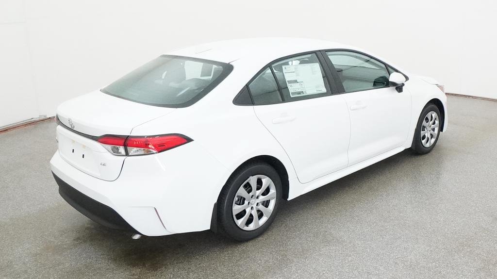 New 2027 Toyota Corolla LE FWD image 18