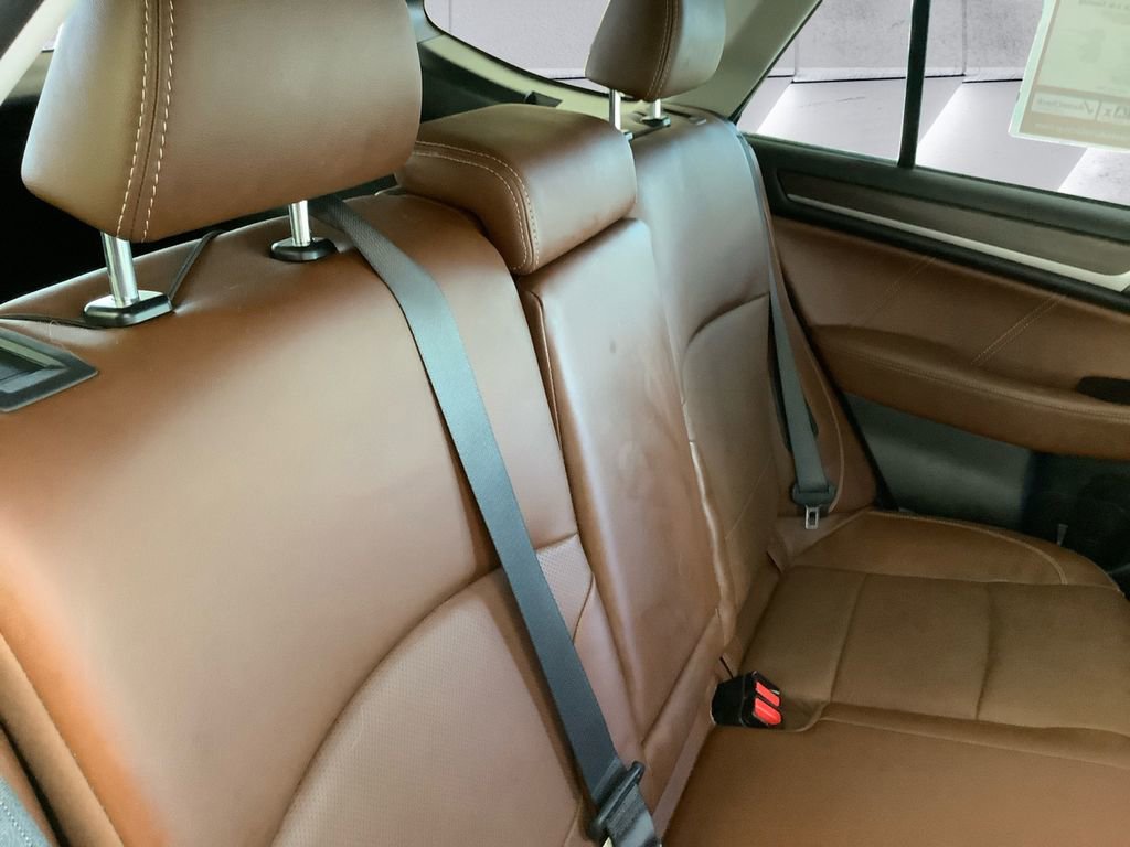 Used 2018 Subaru Outback 2.5i Touring image 16