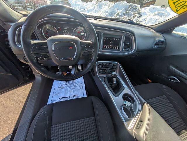 Used 2018 Dodge Challenger R/T image 29