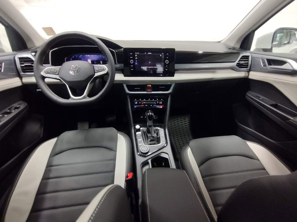 New 2025 Volkswagen Taos SEL image 37