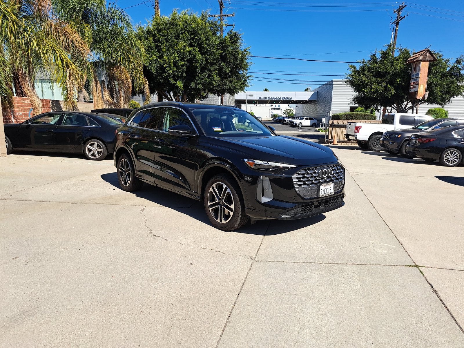 Certified 2026 Audi Q5 Premium AWD/4WD image 3