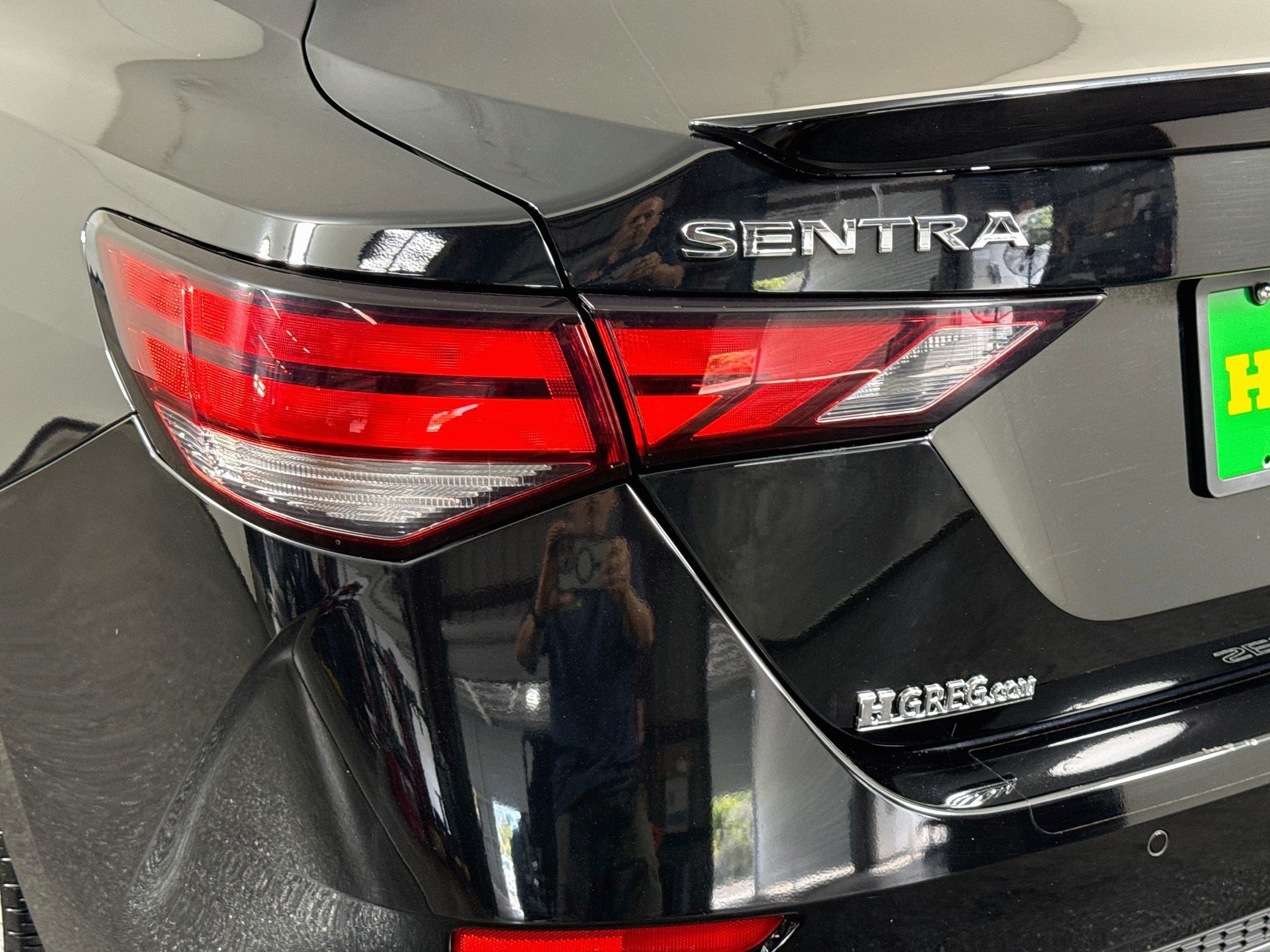 Used 2021 Nissan Sentra SR FWD image 36