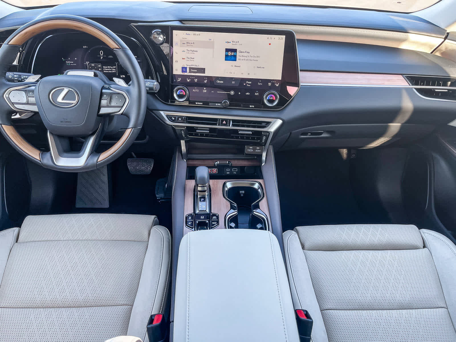 New 2026 Lexus RX 450h Luxury image 13