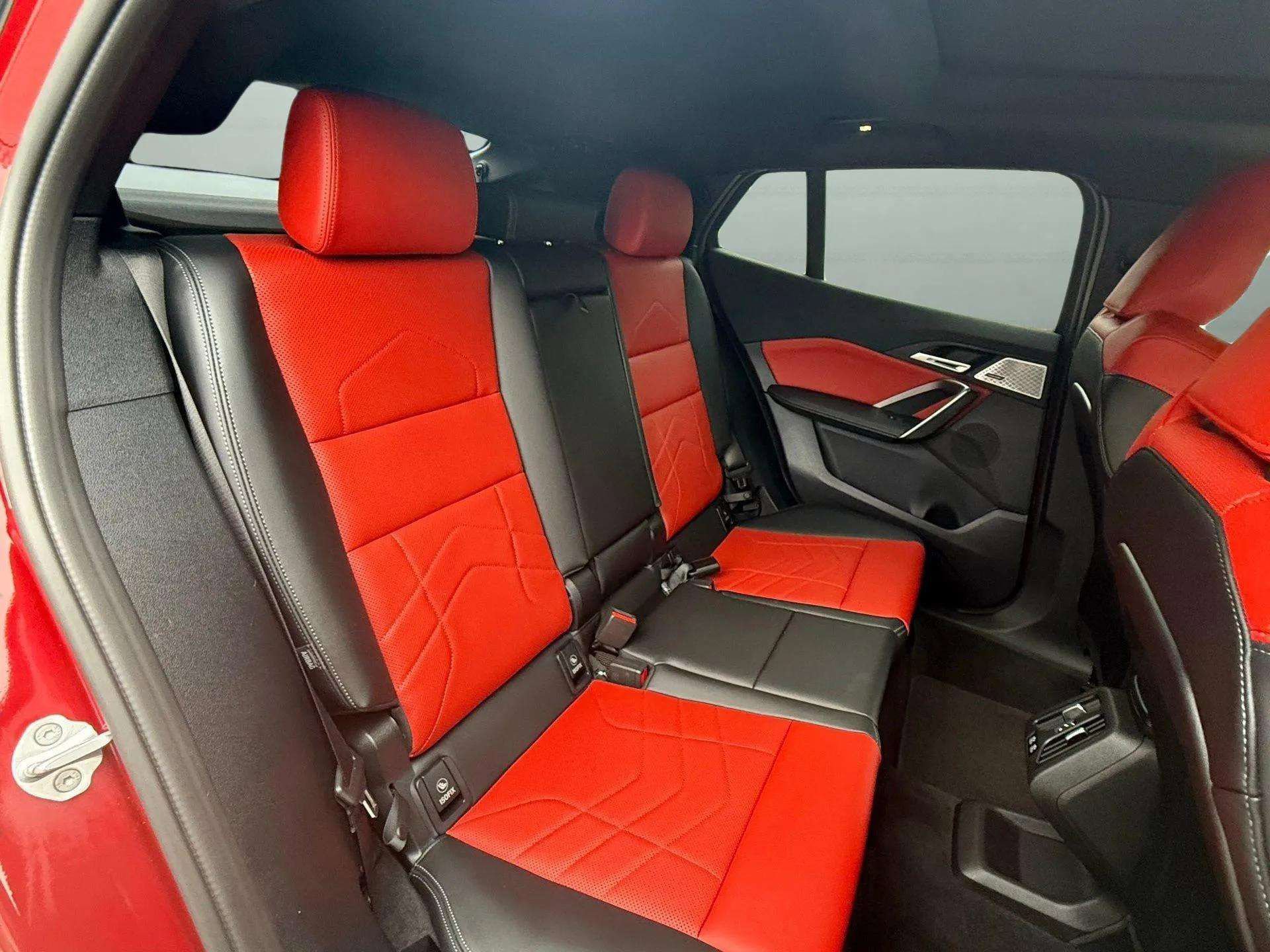 Used 2025 BMW X2 M35i image 27