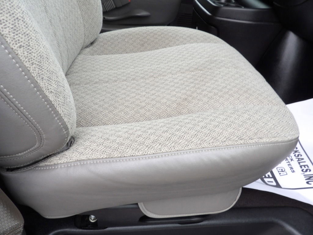 Used 2020 Chevrolet Express 3500 LS image 43