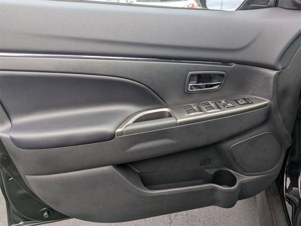 New 2025 Mitsubishi Outlander Sport SE image 14