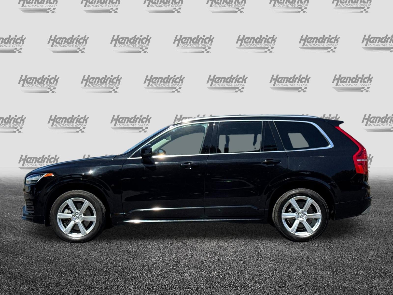 Used 2021 Volvo XC90 T5 Momentum AWD/4WD image 8