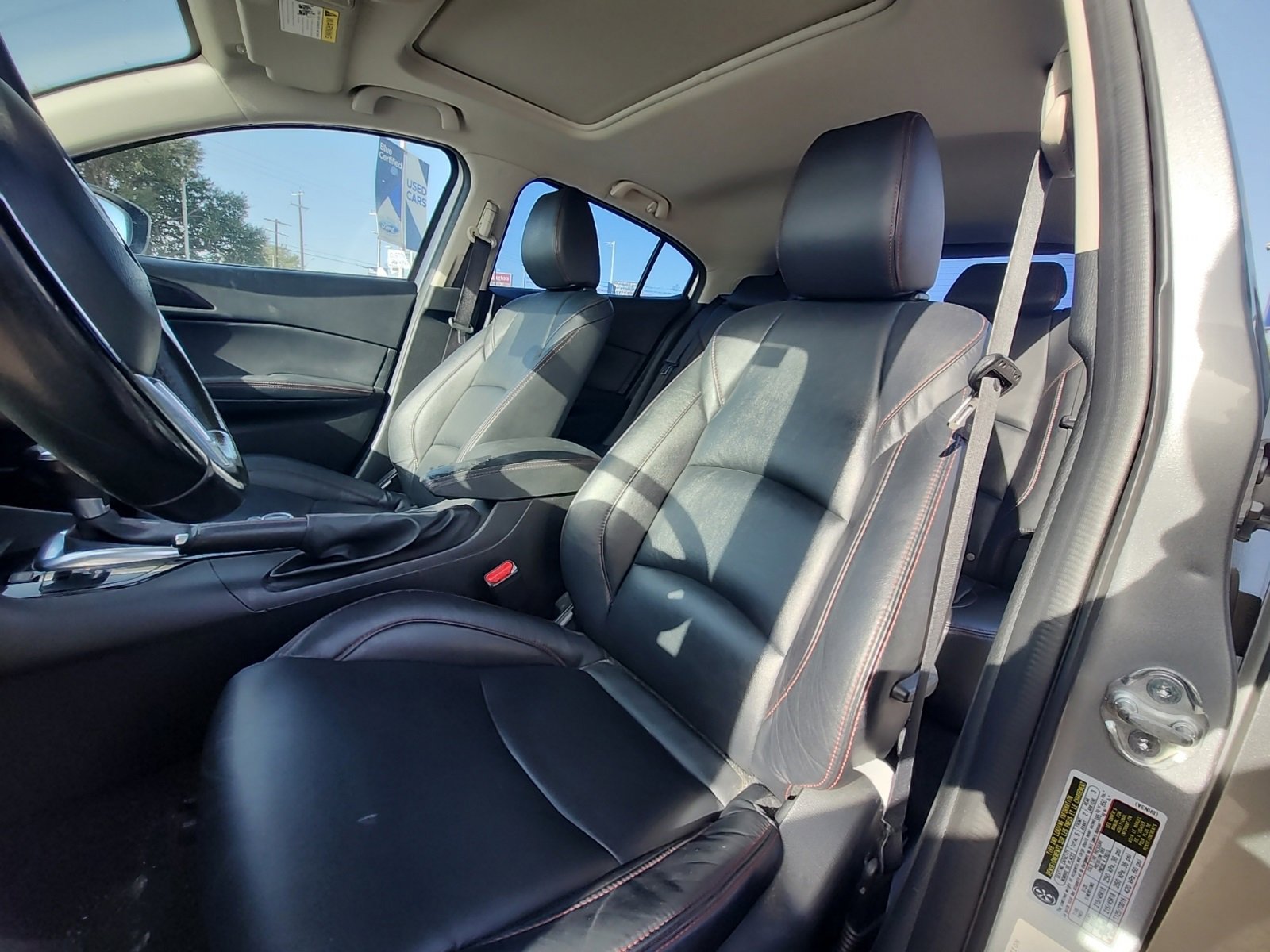 Used 2015 MAZDA MAZDA3 s Touring w/ Appearance Package image 7