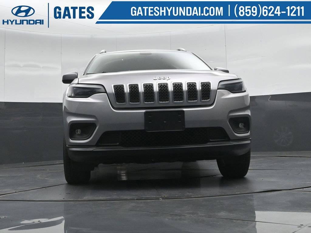 Used 2019 Jeep Cherokee Latitude w/ Popular Appearance Group AWD/4WD image 39
