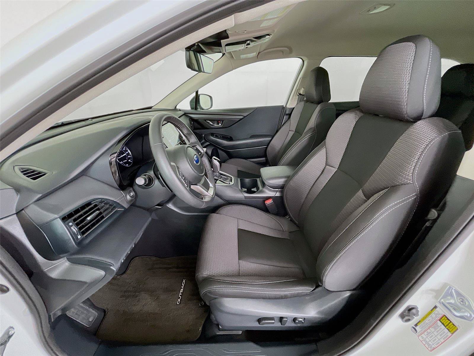 Certified 2025 Subaru Outback Premium AWD/4WD image 24